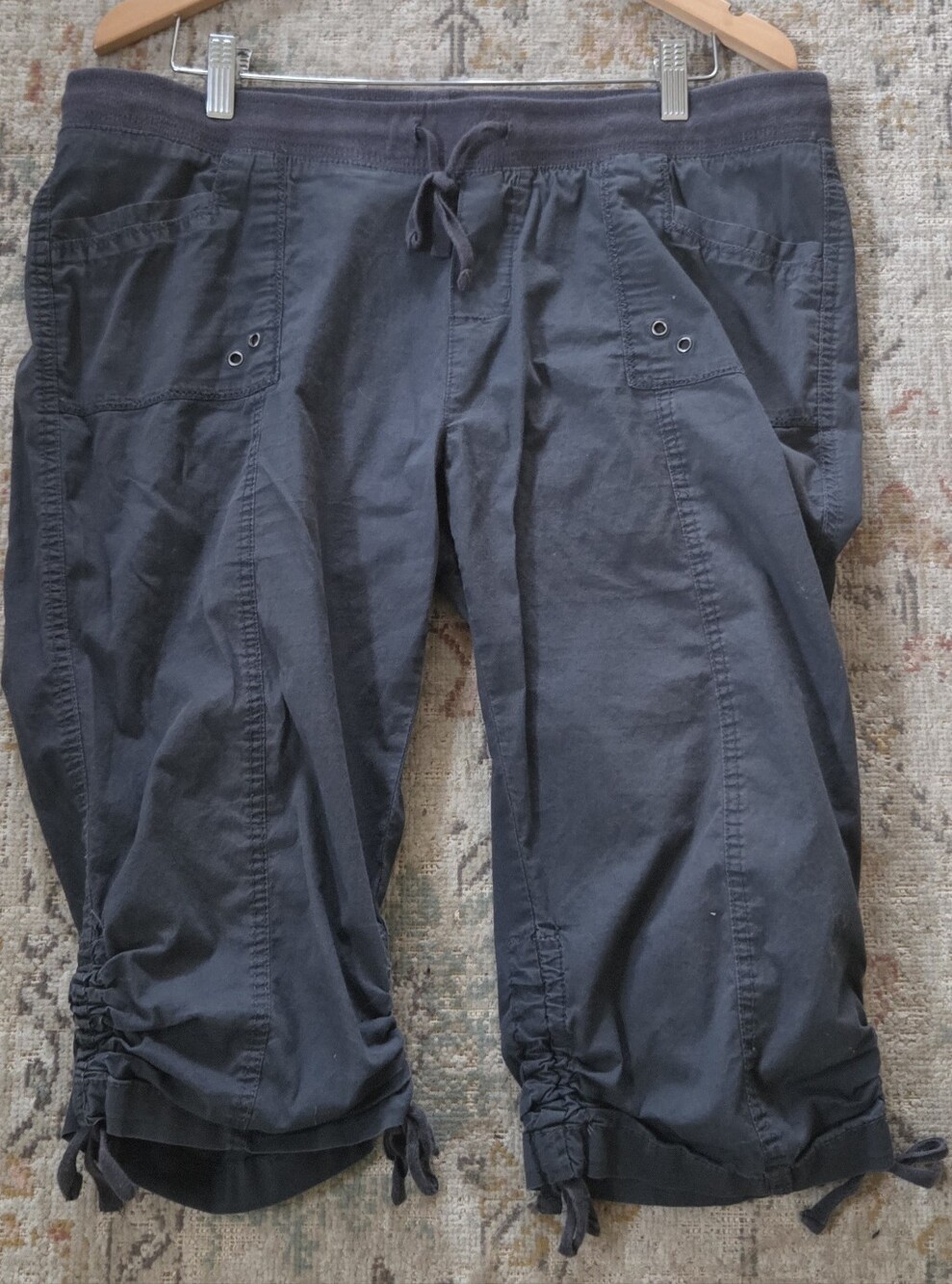 Dash Navy Capris 1x Plus